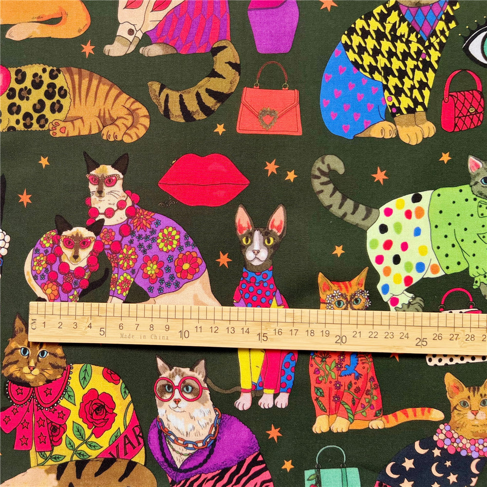 110cm Width Fashion cats cotton fabric Patchwork Sewing Quilting woman shirt clothes handmade patchwork