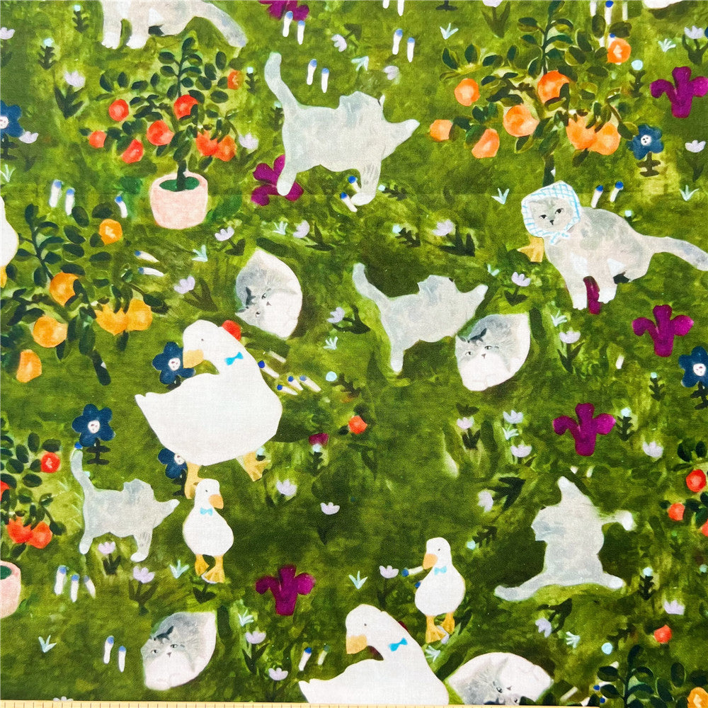 Oil painting grass, cat, duck, printed cotton cloth, hat mouth, gold bag fabric, children's dress, bookclothes, tablecloth